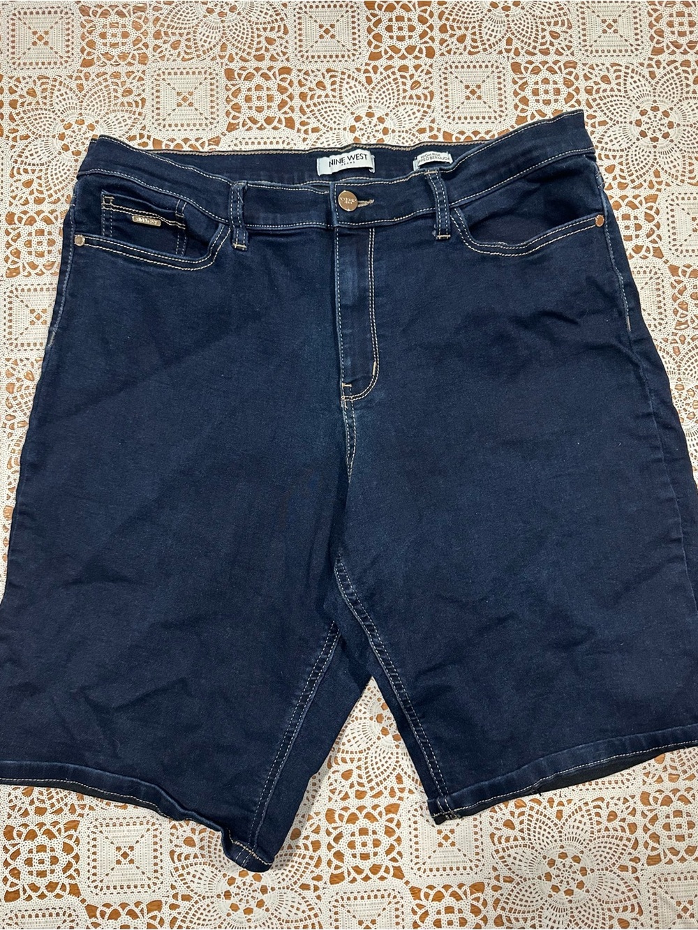 Nine West High Rise Cuffed Bermuda Shorts Dark Wash Size 16